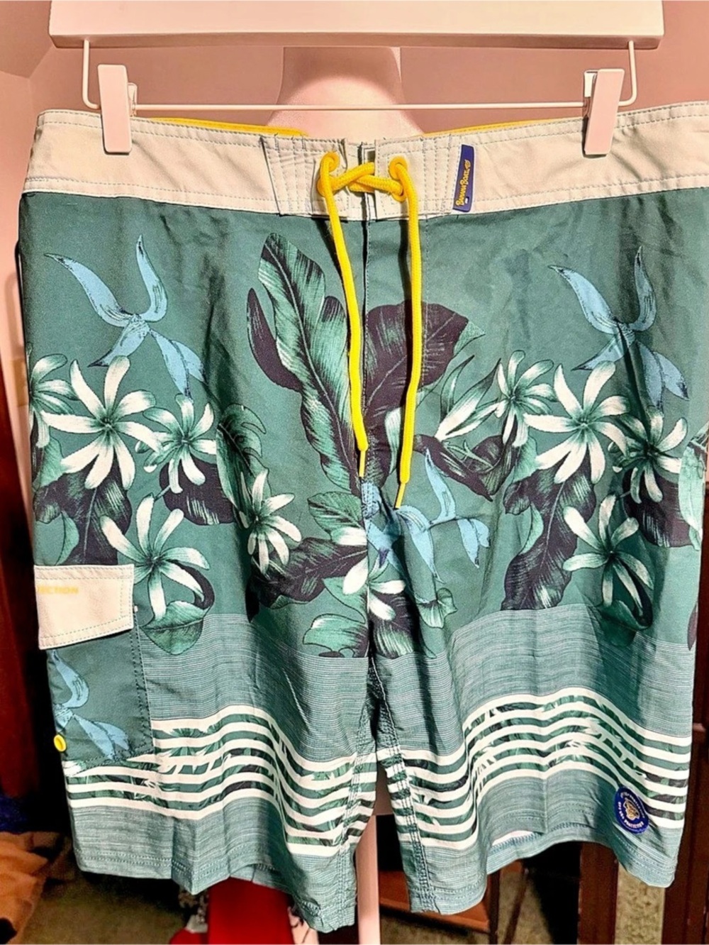 Banana Boat Floral Swim Trunks in Green & White XL